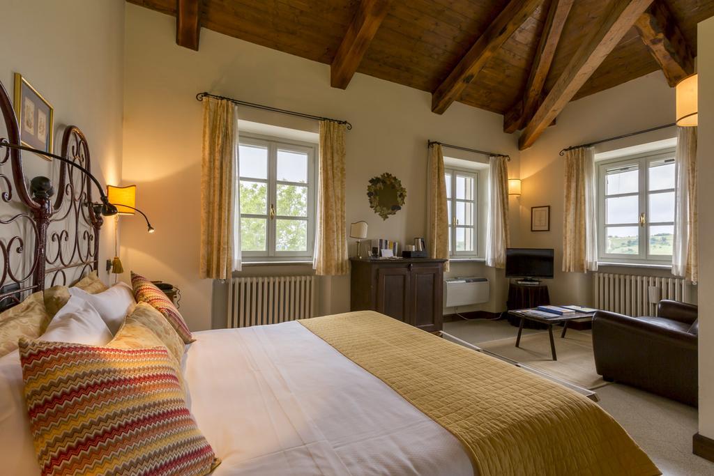 Locanda Del Pilone Alba  Extérieur photo