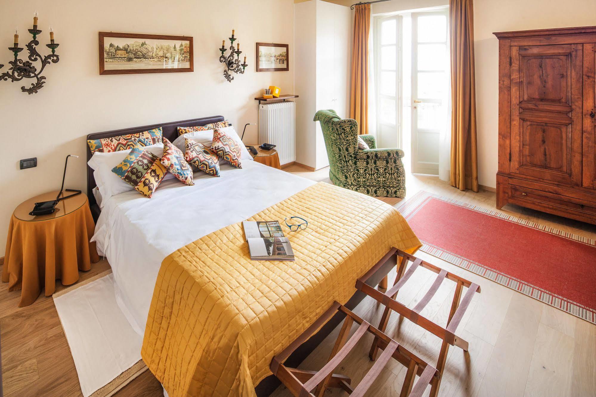 Locanda Del Pilone Alba  Extérieur photo